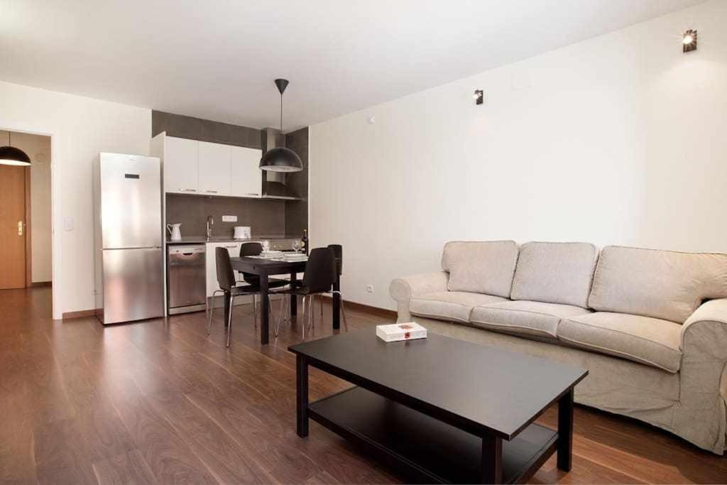 Apart Centrico Con Terraza En Gracia 巴塞罗那 外观 照片