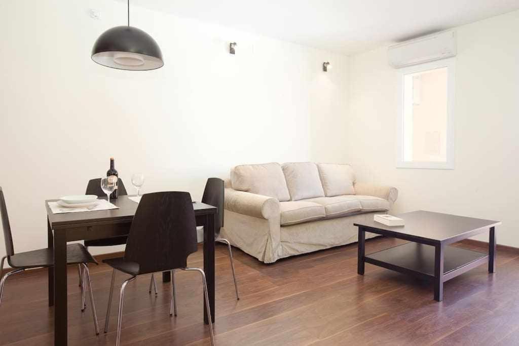 Apart Centrico Con Terraza En Gracia 巴塞罗那 外观 照片