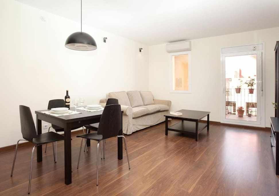 Apart Centrico Con Terraza En Gracia 巴塞罗那 外观 照片
